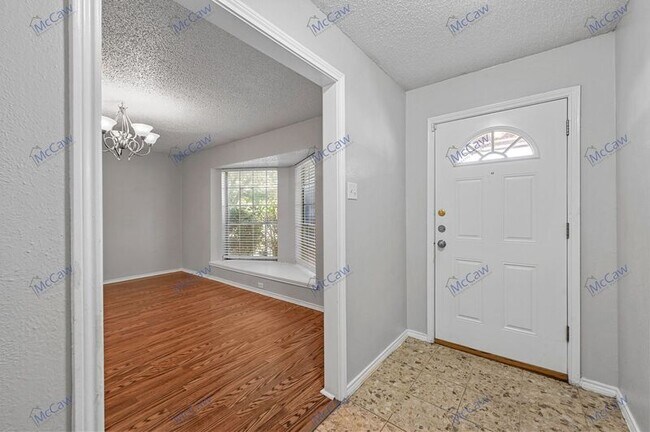 Building Photo - 3626 W Rochelle Rd