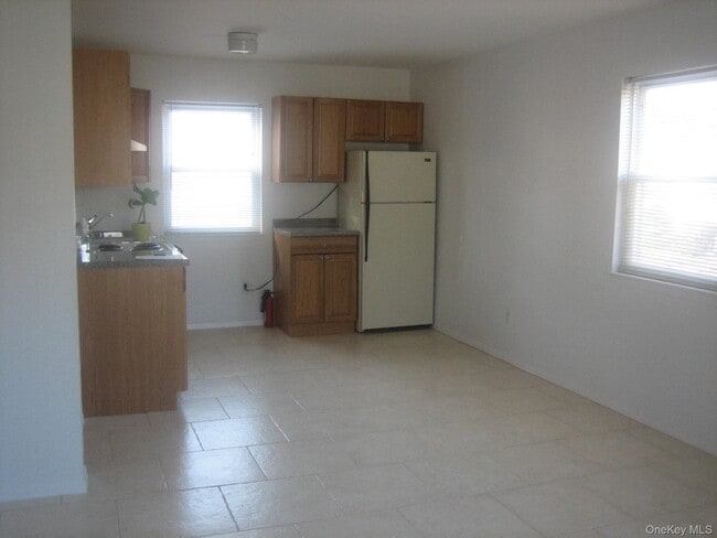 Foto del edificio - 235 Fieldmere St