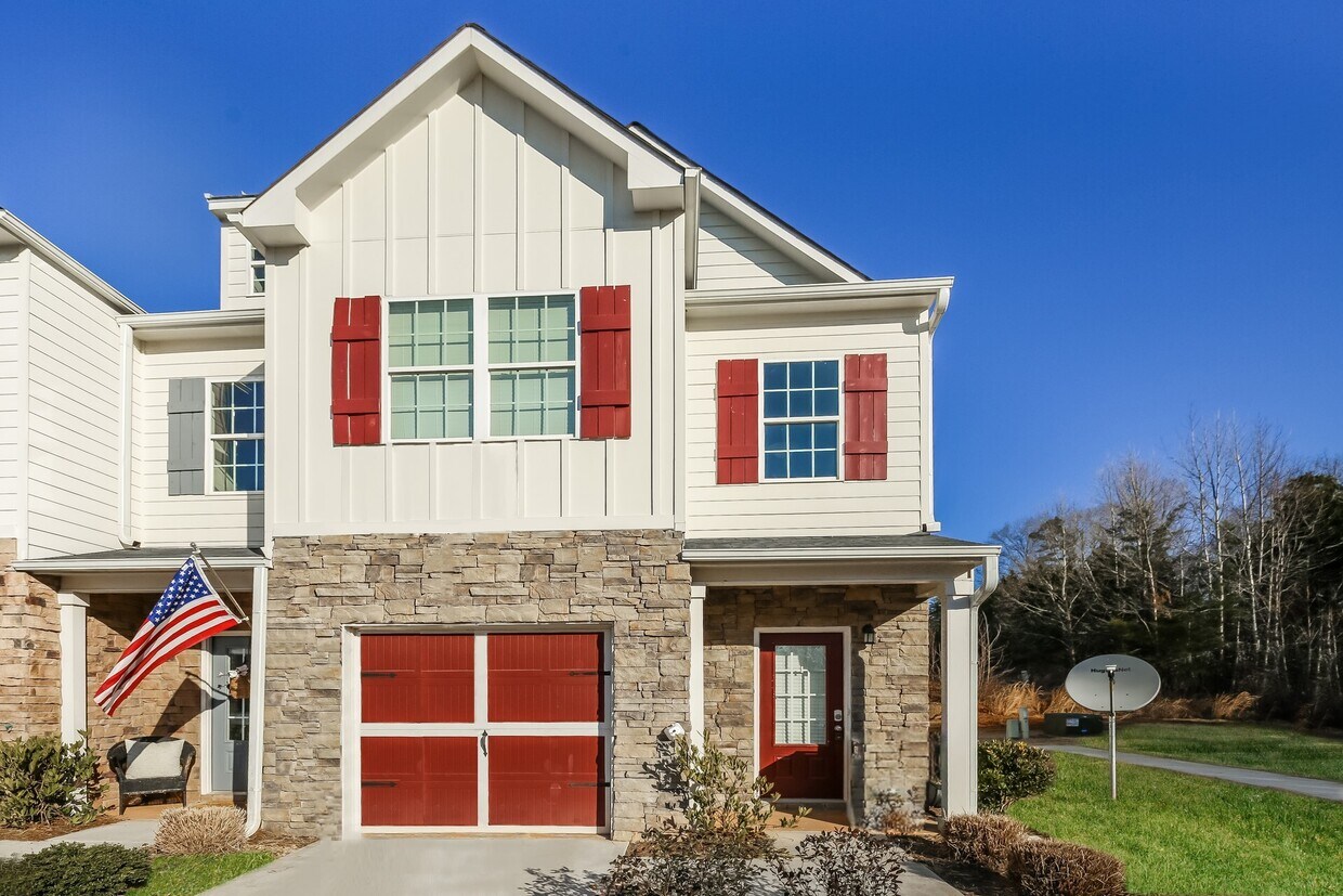 71 Madaline Ln, Dawsonville, GA House Rental in Dawsonville, GA