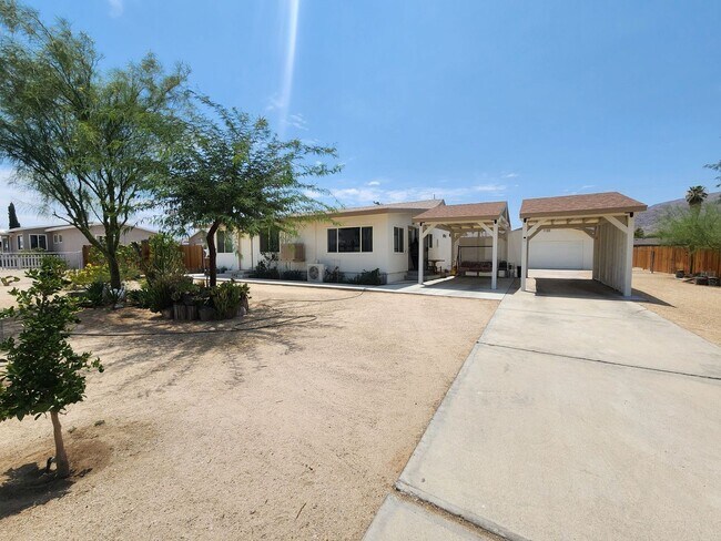 Foto del edificio - Move in Ready!! 3 Bedroom/2 bathroom