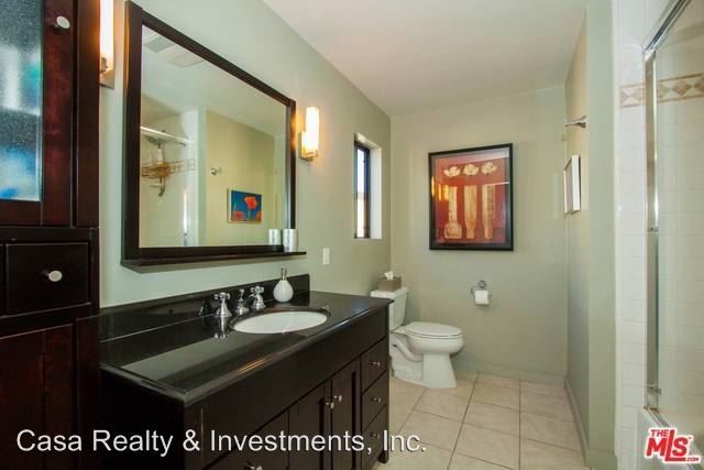 2 br 3 bath house   880 hilldale ave unit 10 west hollywood ca building photo