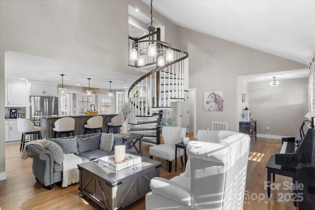 Foto del edificio - 8478 Rocky River Rd