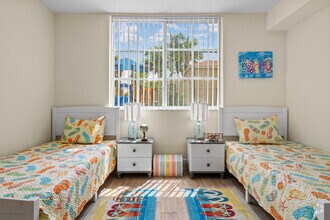 2BR, 2BA - 1,092SF - Bedroom - Vista Verde at Coconut Creek
