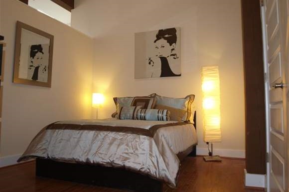 Bedroom - Old Stone Row