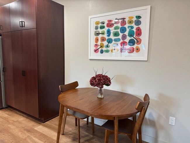 Interior Photo - The Wit : Resort Style Living