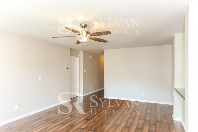 Foto del edificio - Turn the key. Enter. Smile. Repeat every day!