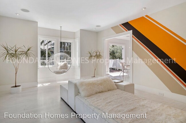 Foto del edificio - 3 br, 1.5 bath House - 33 Oakdale Ave