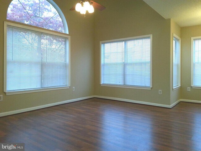 Foto del edificio - 14130 Bowsprit Ln