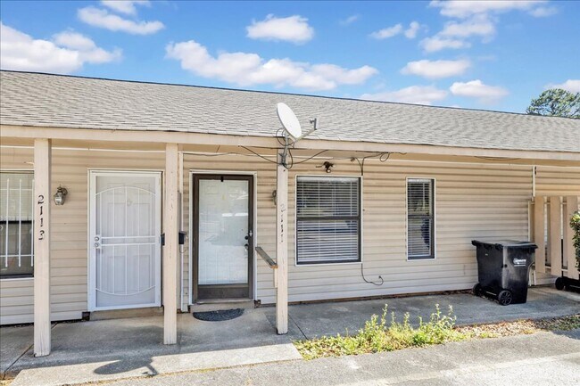 Foto del edificio - Condo for rent in Grayson Valley