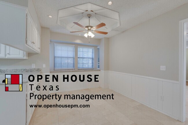 Foto del edificio - 3932 Bandera Dr Plano