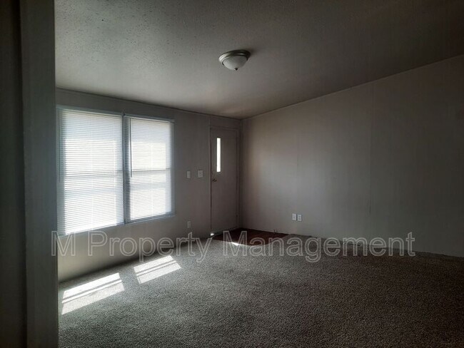Building Photo - 14901 Voss Pl