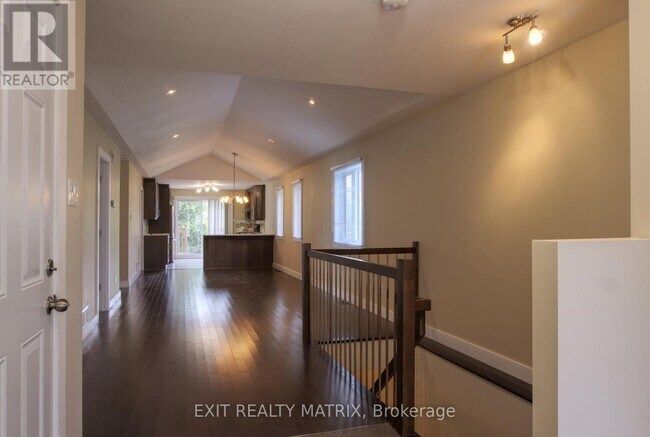 Photo du bâtiment - 1557 Belcourt Blvd