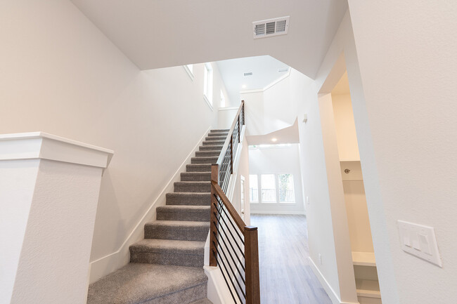 Building Photo - 2766 Prairie Clover Ln