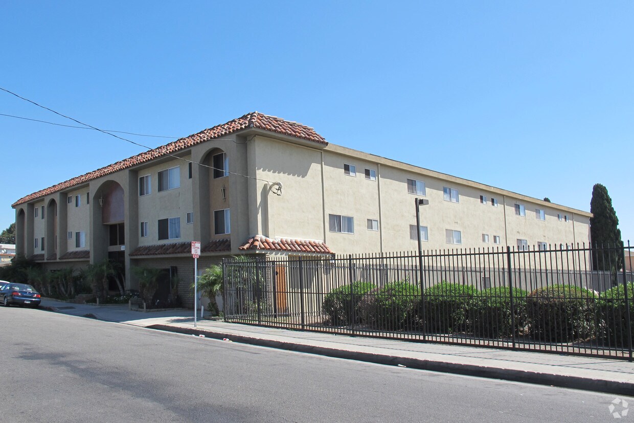 Building Photo - Coronado