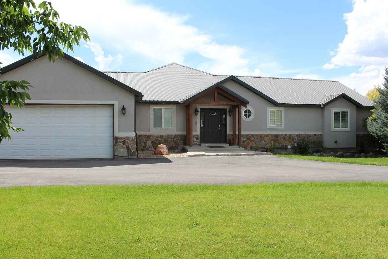 Foto principal - 3572 Wild Mare Way