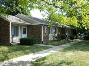 Building Photo - 120 N Pleasant St