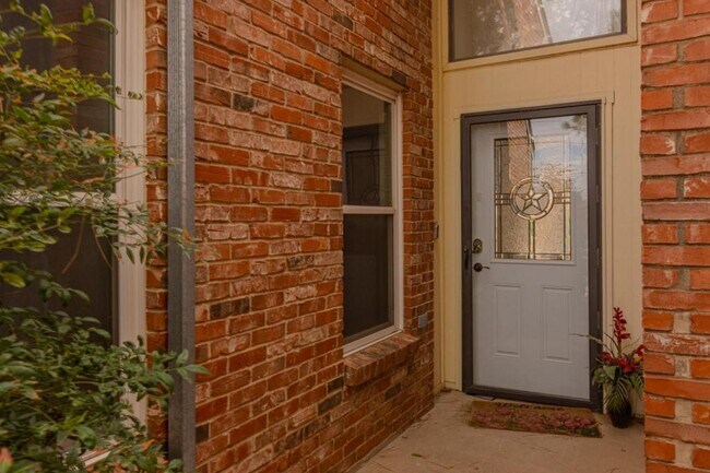 Building Photo - 3503 ANDREWS HWY