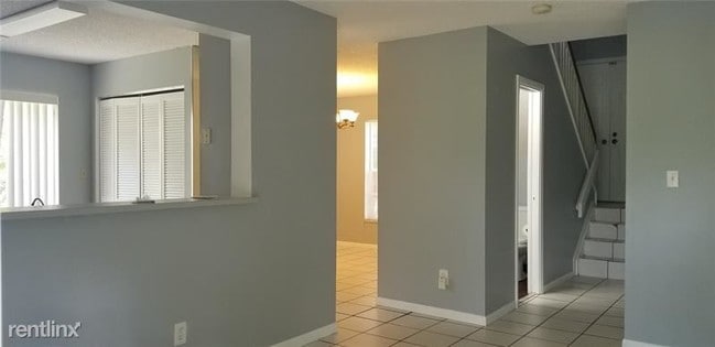 Foto del edificio - 5911 Woodland Point Pl