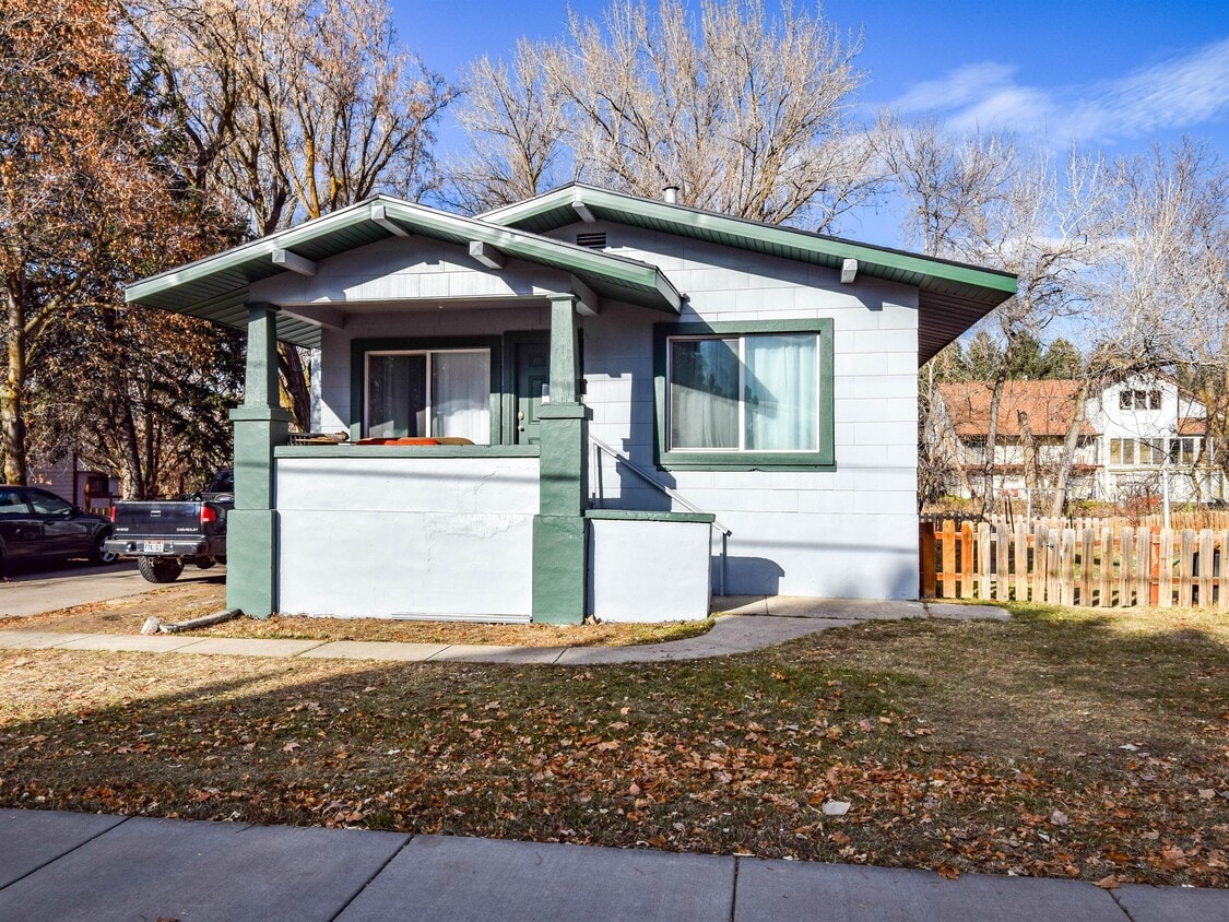 595 E Center St Unit D, Logan, UT 84321 Room for Rent in Logan, UT