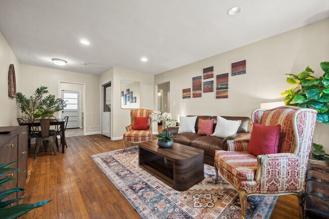 Foto del edificio - 2160 Lenox Rd NE