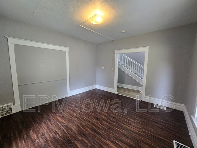 Foto del edificio - 833 Dawson St