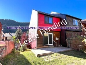Building Photo - 3316 Riverside Dr