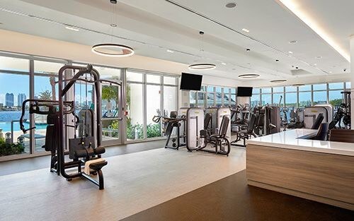 Foto principal - 17301 Biscayne Blvd