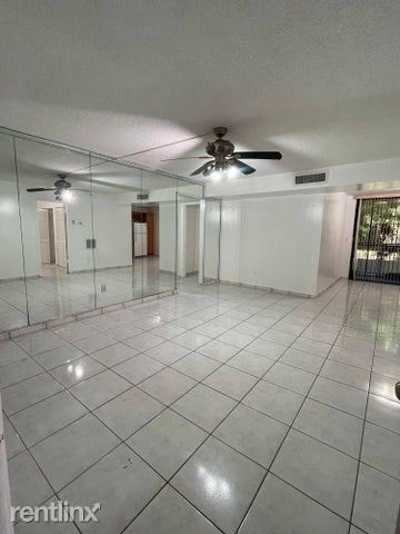 Foto del edificio - 3 br, 2 bath House - 8615 NW 8th St Apt 107