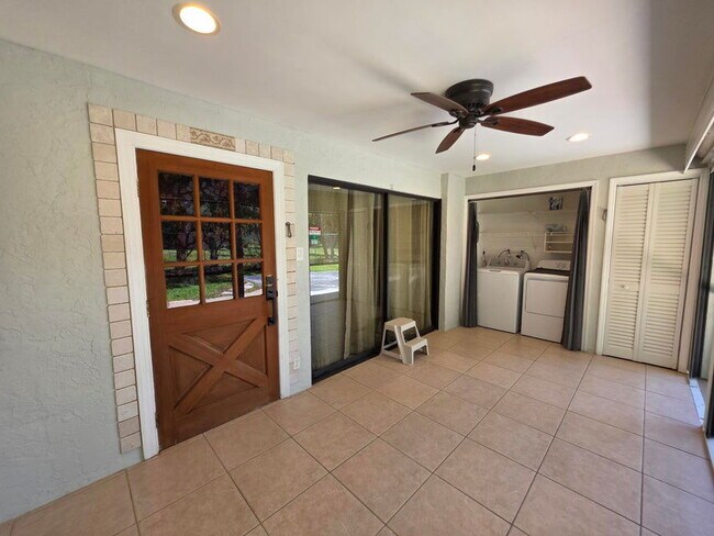 Foto del edificio - 9460 SW 61st Way