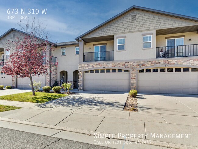 Foto del edificio - Clean, well-kept 3-BD Townhome in Centervi...