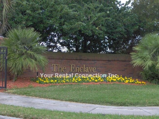 Building Photo - Grasslands Condo