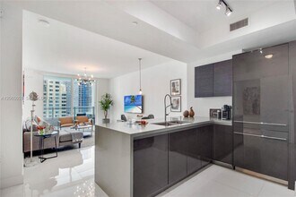 Building Photo - 1080 Brickell Ave