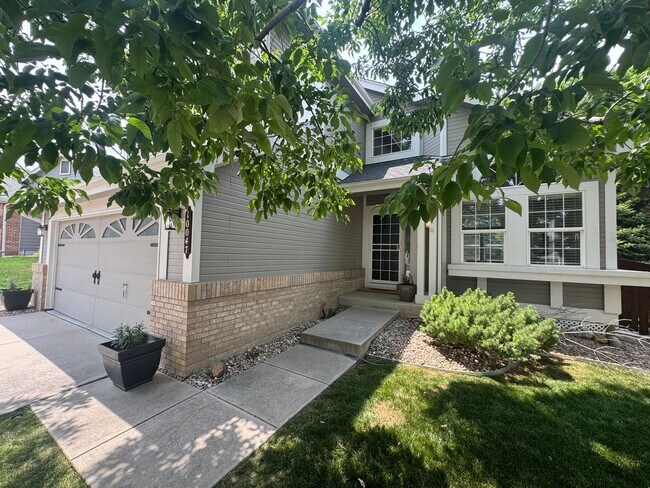 Foto del edificio - Available for Rent in Lone Tree's Desirable Carriage Club Neighborhood!