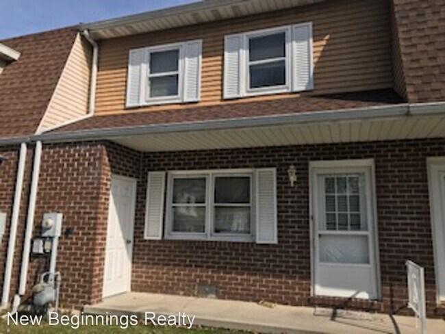 Building Photo - 2 br, 1.5 bath House - 604 Fulton Street