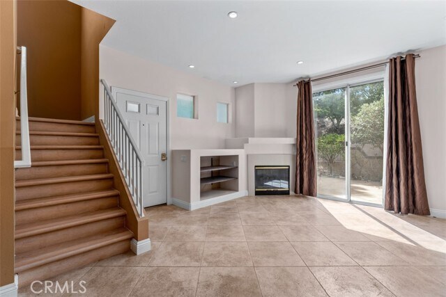 Building Photo - 28 Mission Ct