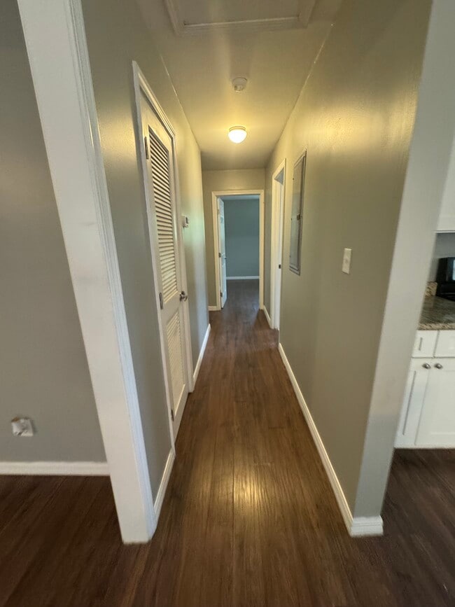 Building Photo - 97300 Laffites Way