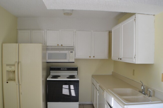 Foto del edificio - 706 Frisco Rd