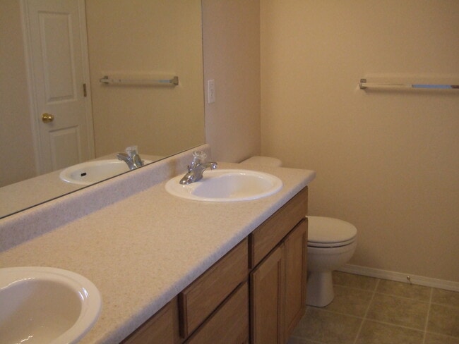 Photo - 3 Bedroom End Unit Townhome
