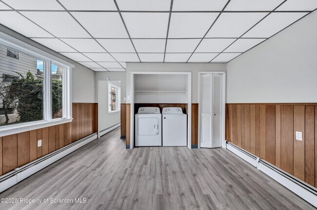 Foto del edificio - 196-198 Chamberlain St