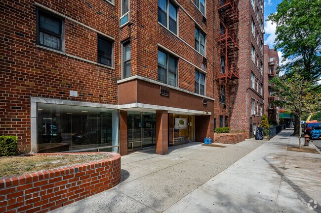 Entrance - 1170 Ocean Ave