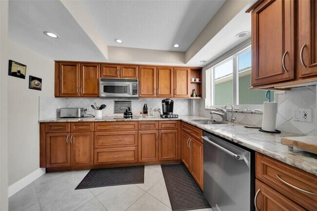 Foto del edificio - 5400 N Ocean Blvd