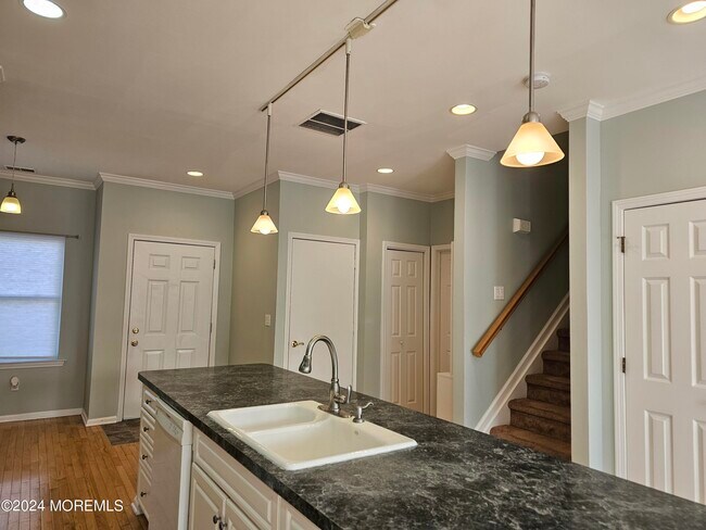 Foto del edificio - 22 Blue Heron Ln