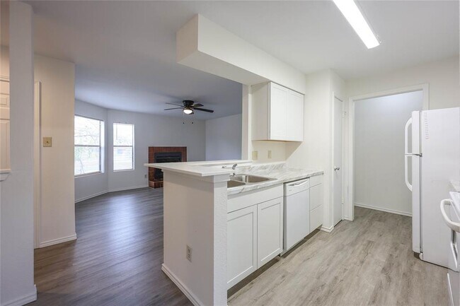 Building Photo - 8701 Schick Rd