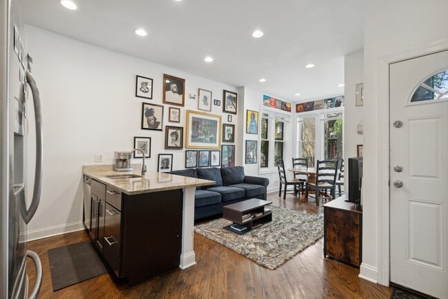 Foto del edificio - 1402 N Campbell Ave