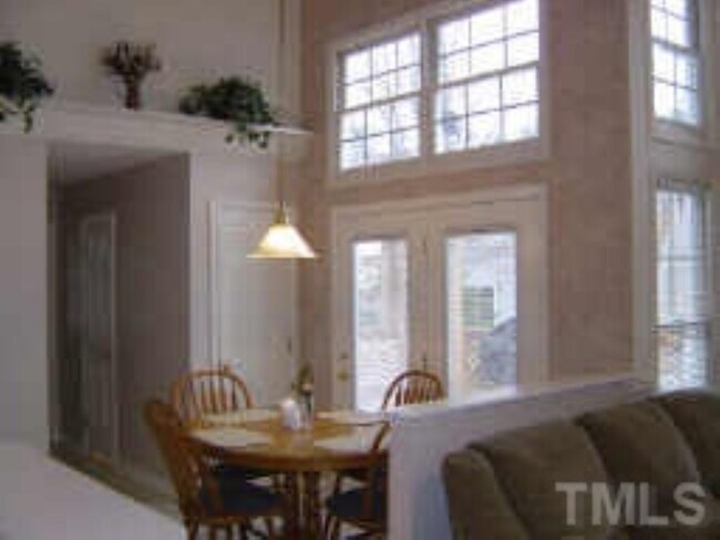 Building Photo - 211 Swansboro Dr