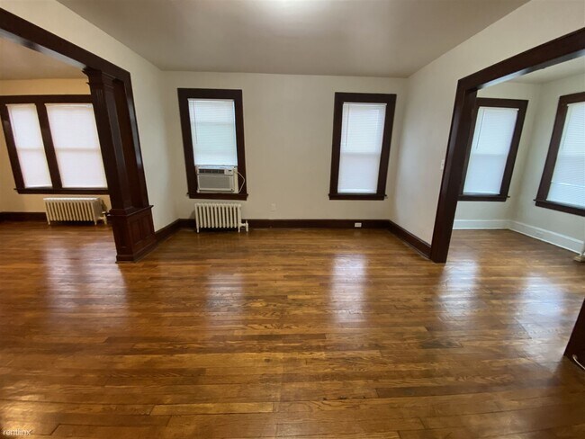 Foto del edificio - 2 br, 1 bath House - 138 Mill Hill Ave # 2 #2