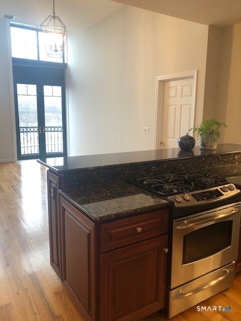 Foto del edificio - 1 Indian Neck Ave