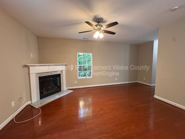 Photo - 912 Spring Meadow Dr House