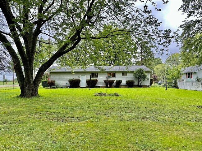 Foto del edificio - 1370 W Vine St