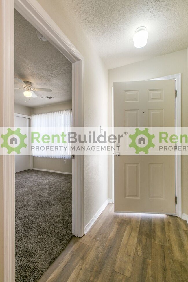 Building Photo - CALL US TODAY AT (505) 808-6467 TO SCHEDUL...